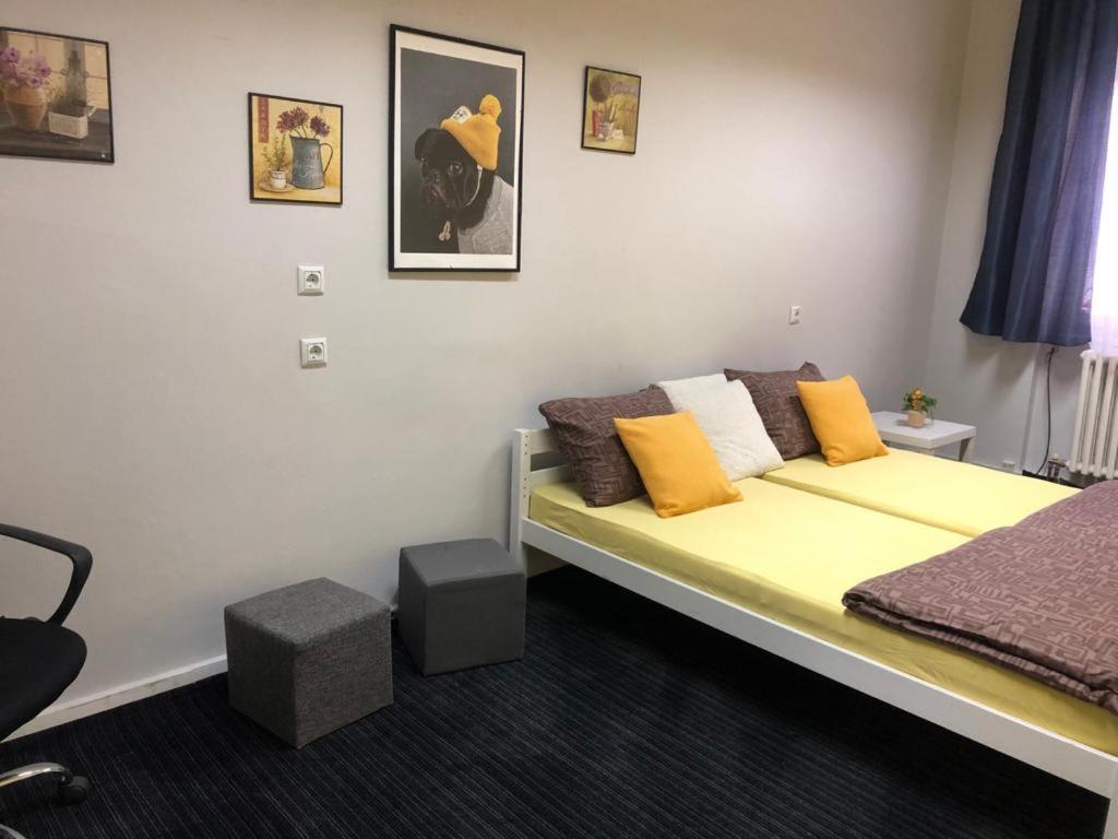 Spacious Tuzlaks Apartments Sarajevo Ferhadija المظهر الخارجي الصورة