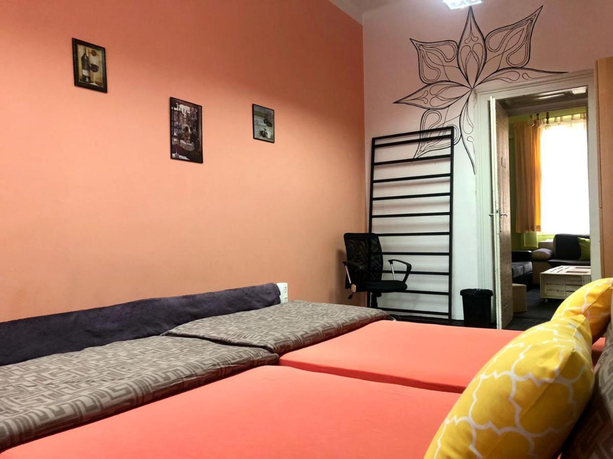 Spacious Tuzlaks Apartments Sarajevo Ferhadija المظهر الخارجي الصورة