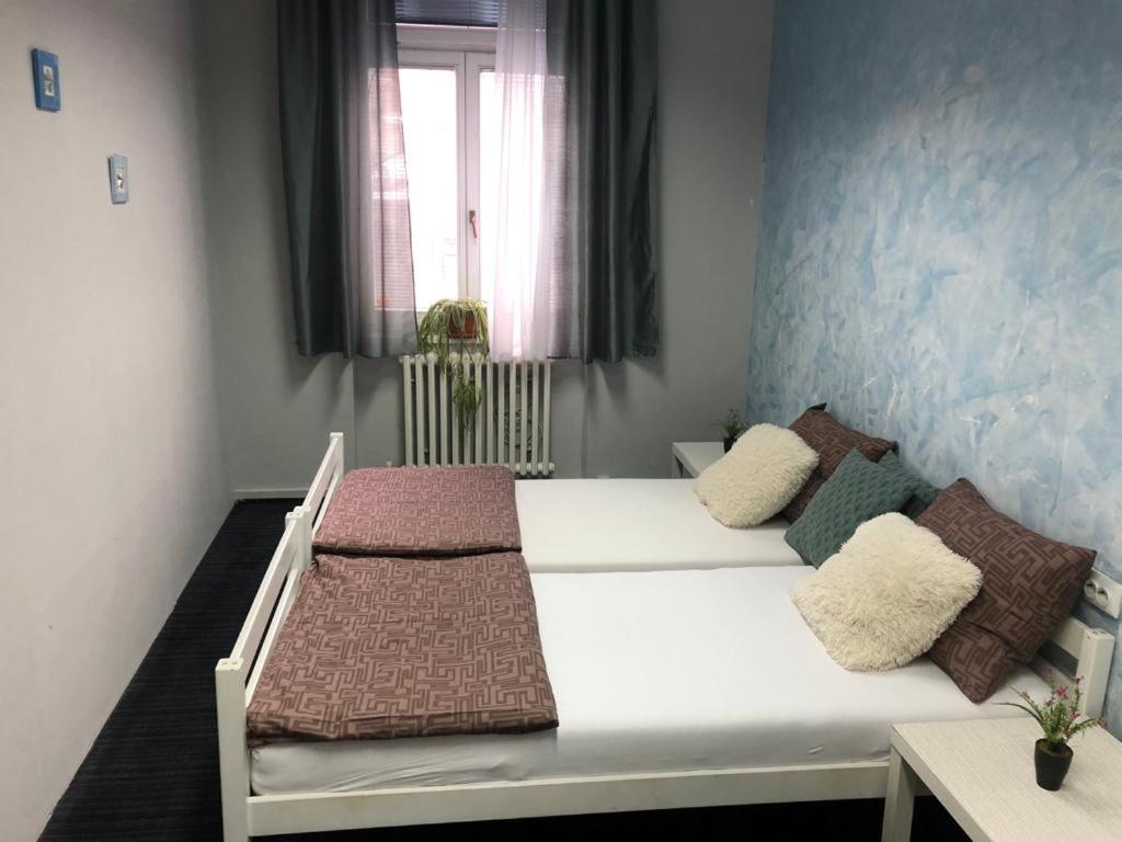 Spacious Tuzlaks Apartments Sarajevo Ferhadija المظهر الخارجي الصورة