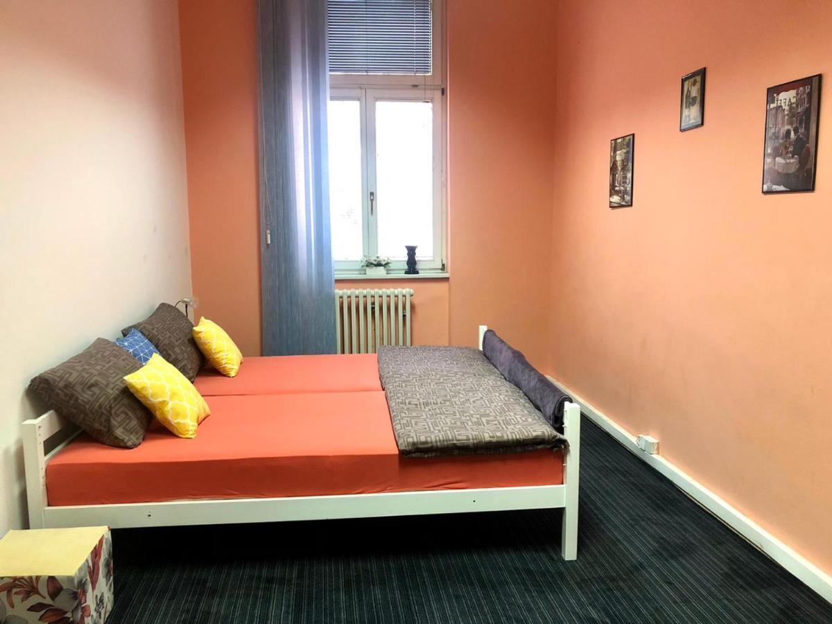 Spacious Tuzlaks Apartments Sarajevo Ferhadija المظهر الخارجي الصورة