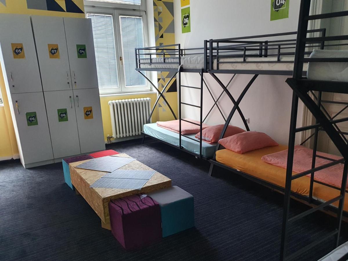 Spacious Tuzlaks Apartments Sarajevo Ferhadija المظهر الخارجي الصورة